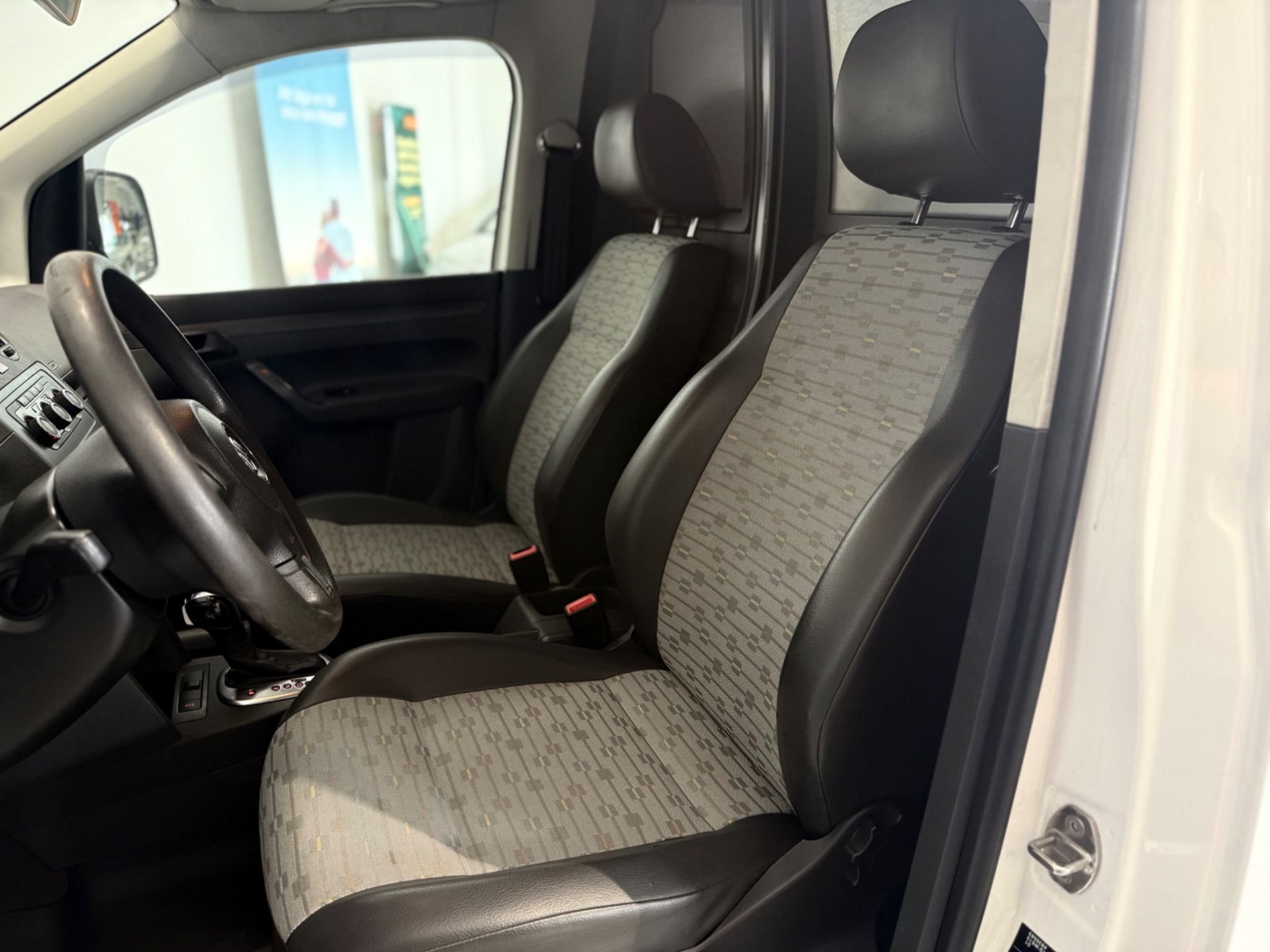 Volkswagen Caddy Maxi Panel Van 1.6 TDI DPF DSG Sekventiell, 102hk, 2011