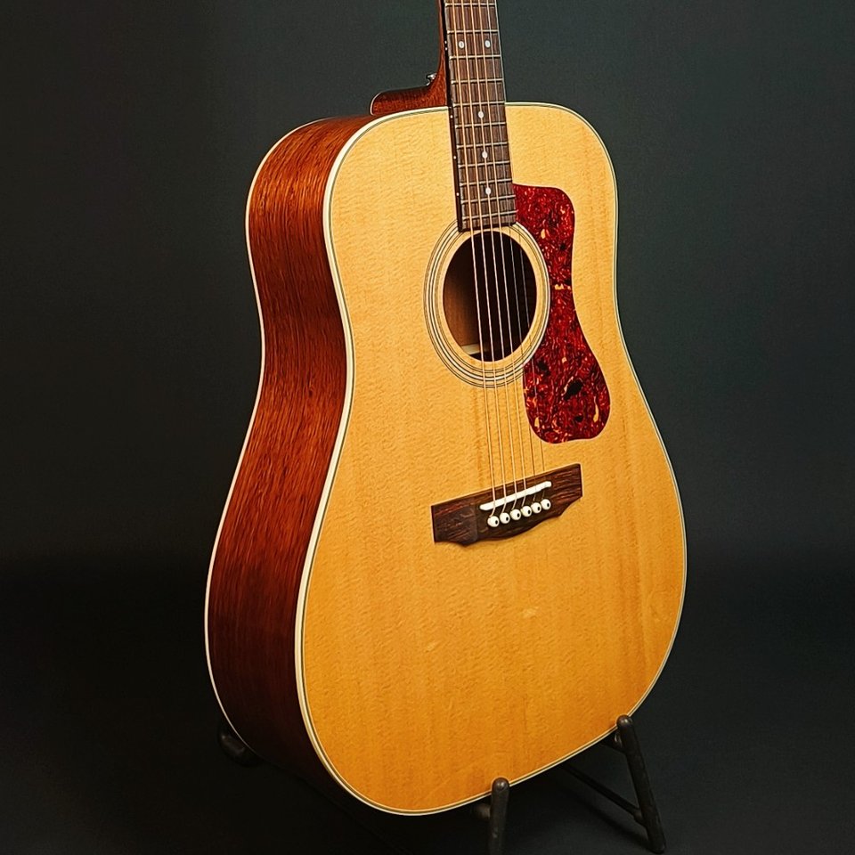 Guild D-140 - Helt solid - My...