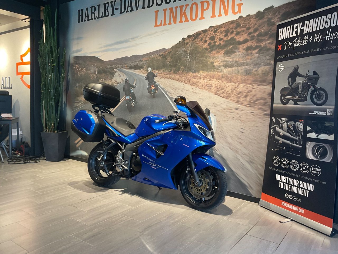 Triumph Sprint ST 1050 2,95% ...