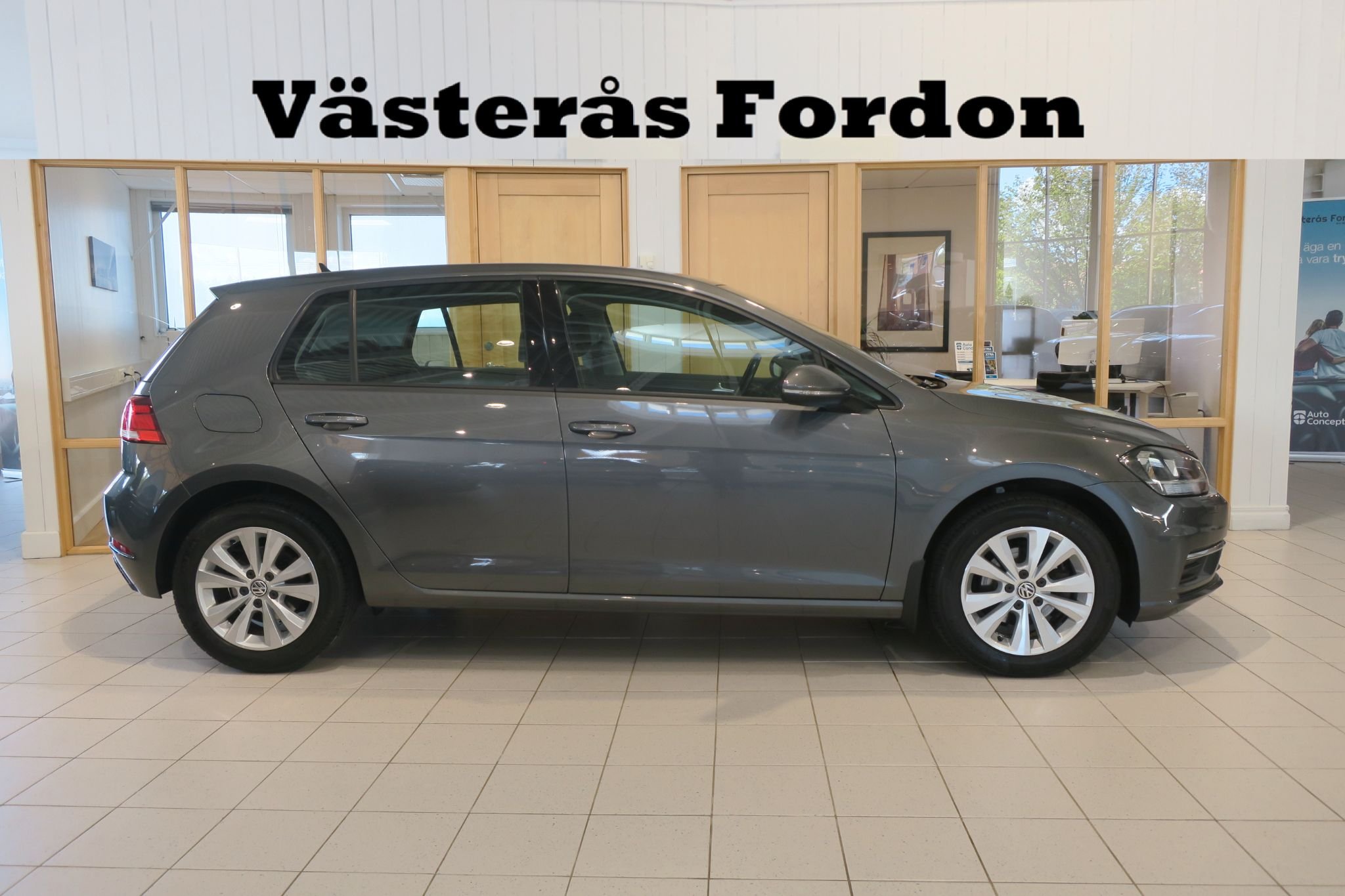Volkswagen Golf 5-door 1.0 TSI DSG Sequential, 110hp, 2018