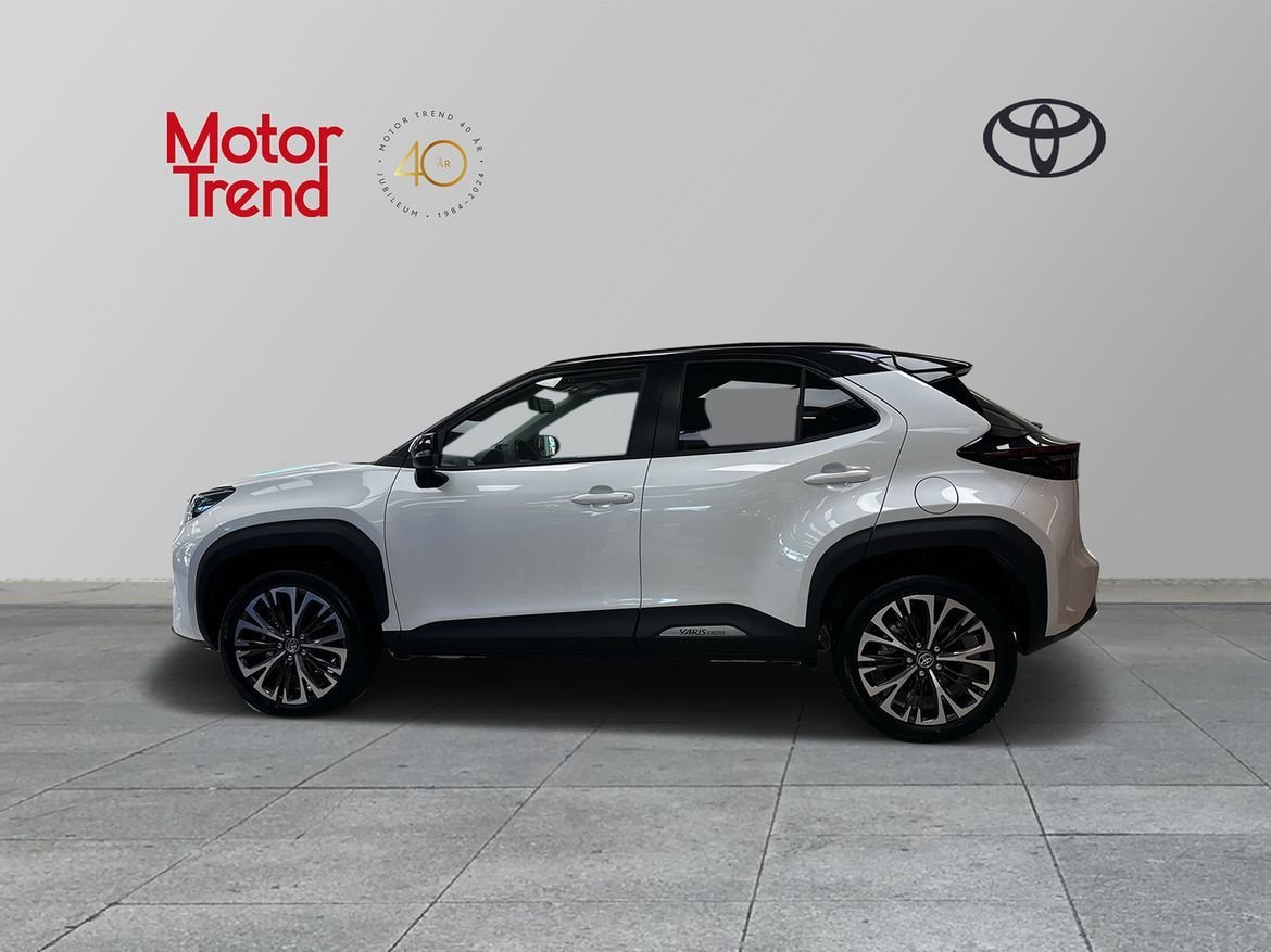 Toyota Yaris Cross Hybrid e-CVT, 116hk, 2024