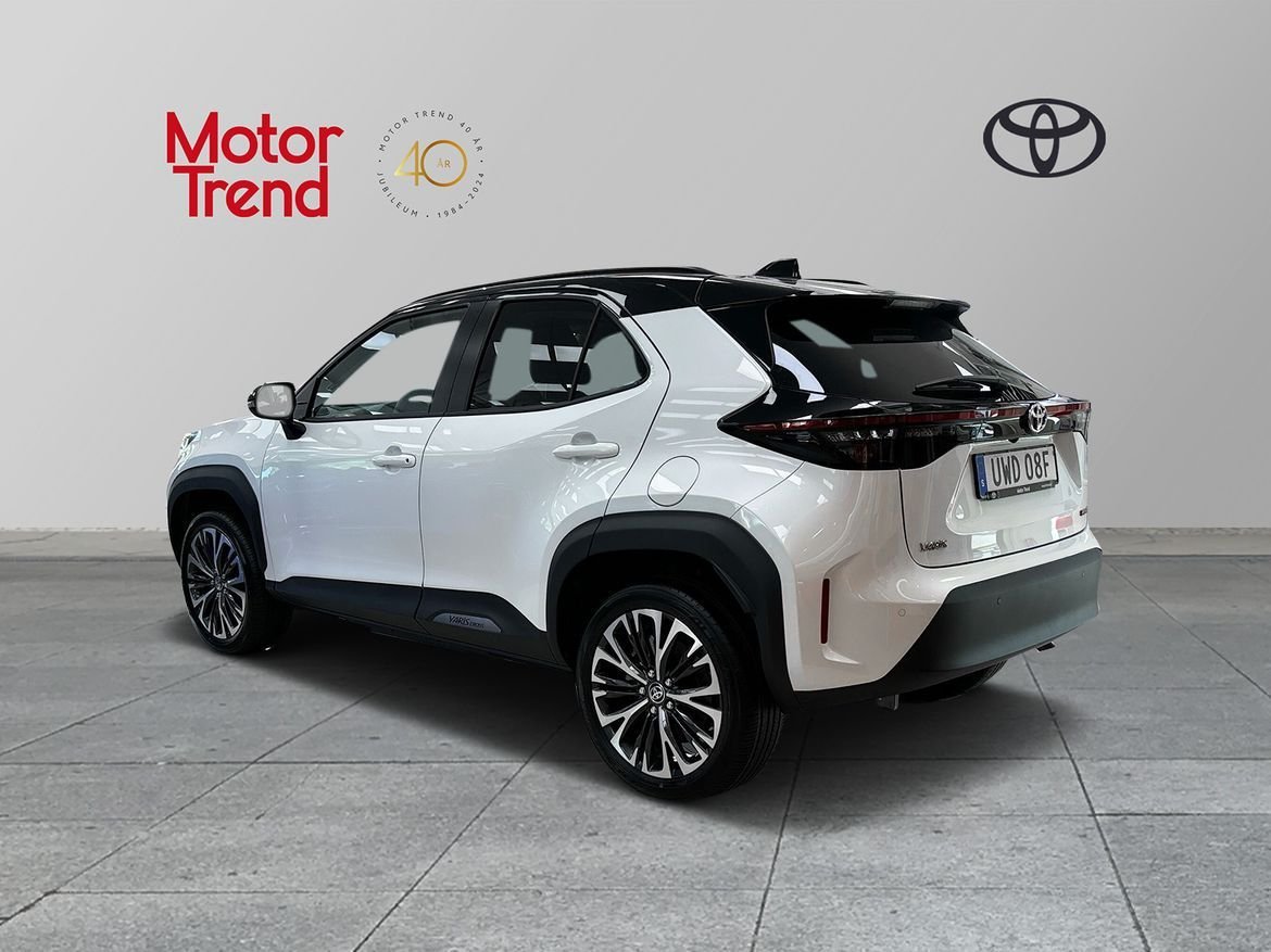 Toyota Yaris Cross Hybrid e-CVT, 116hk, 2024