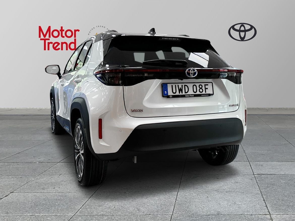 Toyota Yaris Cross Hybrid e-CVT, 116hk, 2024