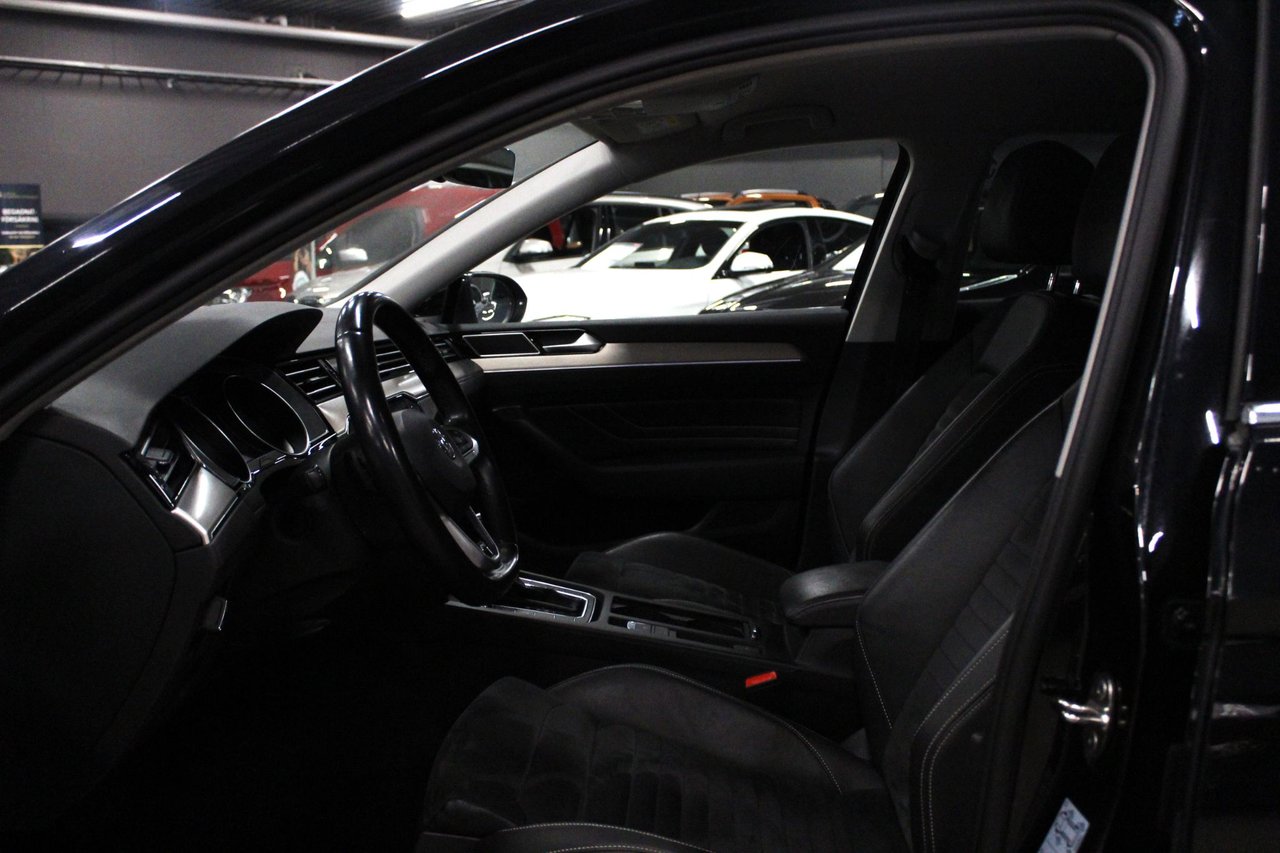 Volkswagen Passat Variant 2.0 TDI DPF SCR 4Motion DSG Sequential, 190hp, 2020