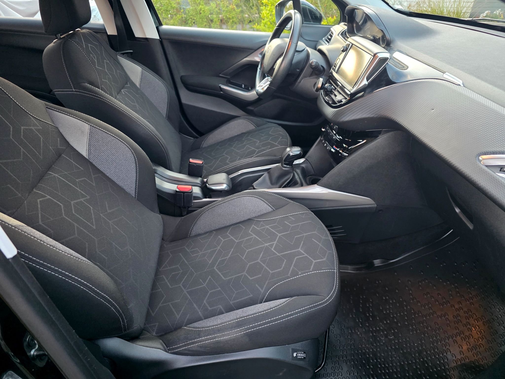 Peugeot 2008 1.2 PureTech 82 Manuell, 82hk, 2017