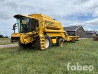 New Holland TX68 Plus Tröska (100519)