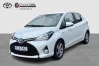 Toyota Yaris Hybrid e-CVT ACTIVE V-HJUL