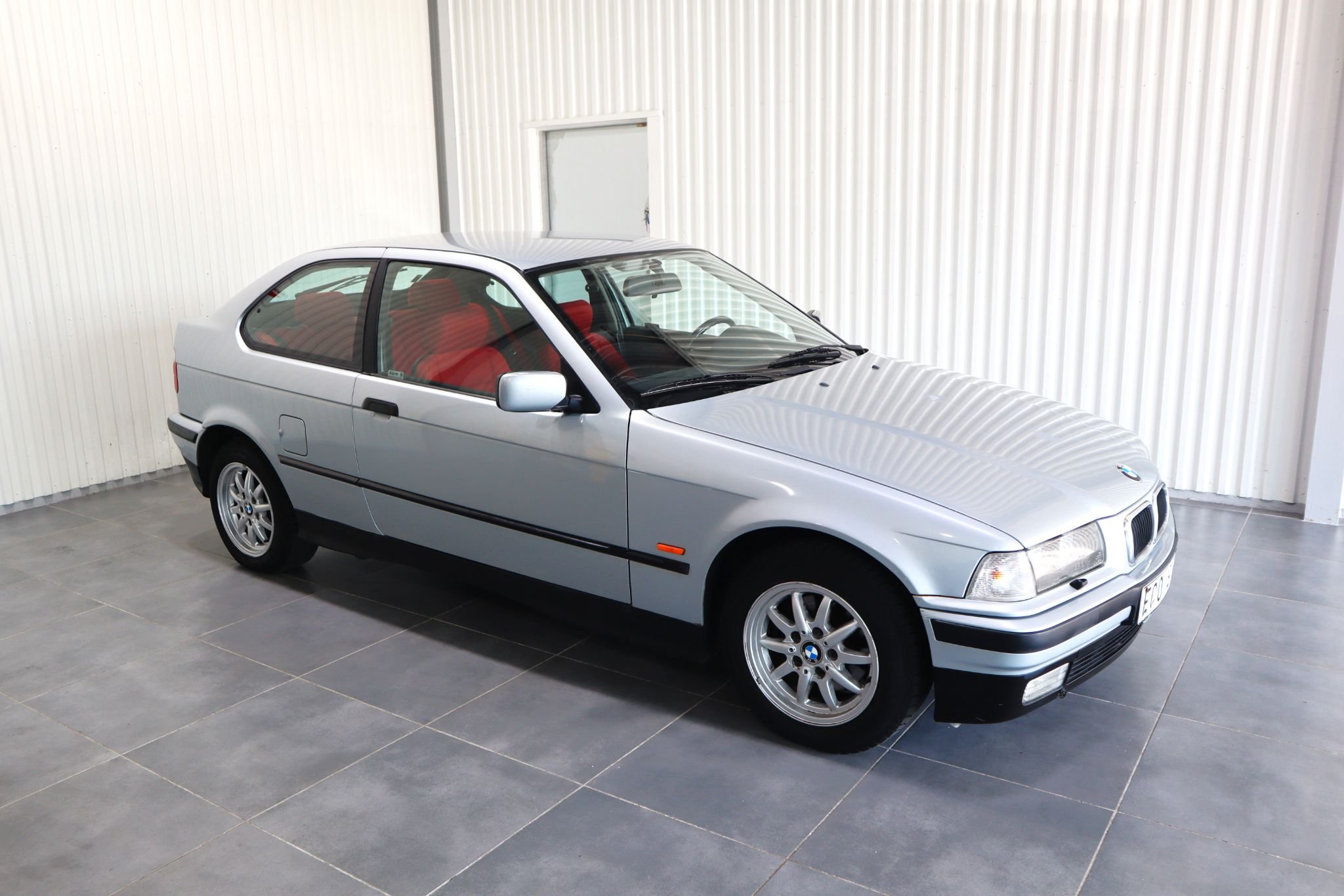 BMW 316i Compact Automatisk, 102hk, 1997