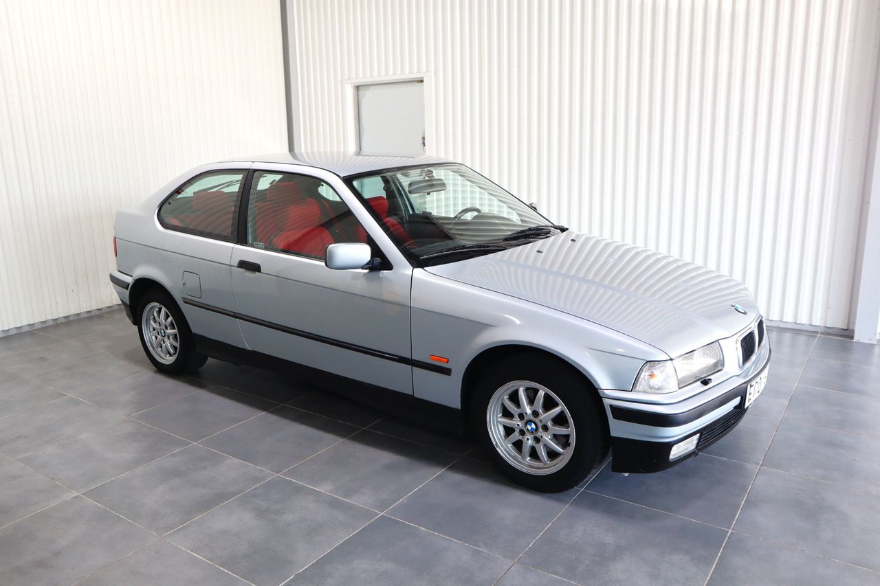 BMW 316i Compact Automatisk, 102hk, 1997