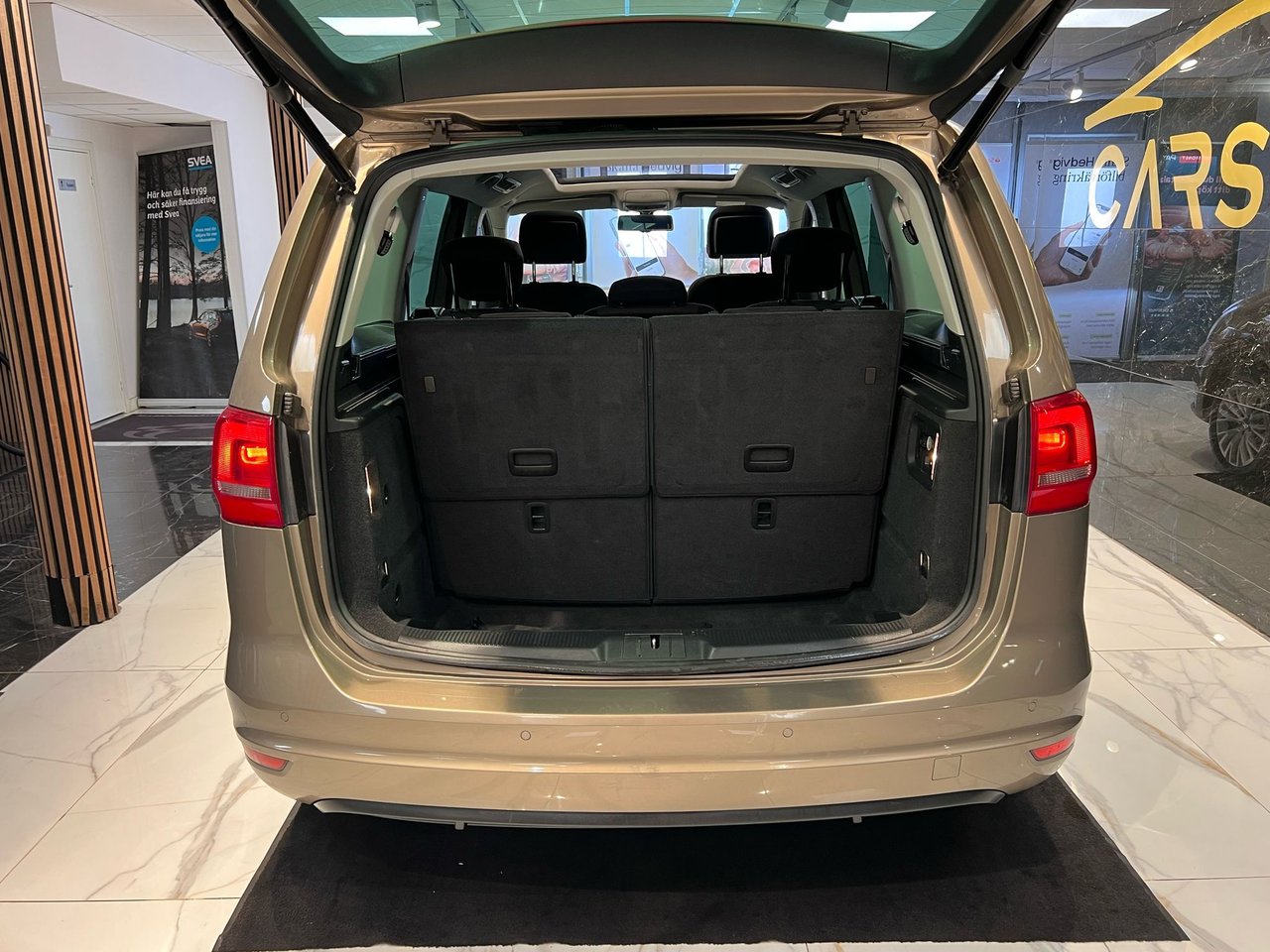 Volkswagen Sharan 7-seater 2.0 TDI DPF BMT DSG Sequential, 140hp, 2015