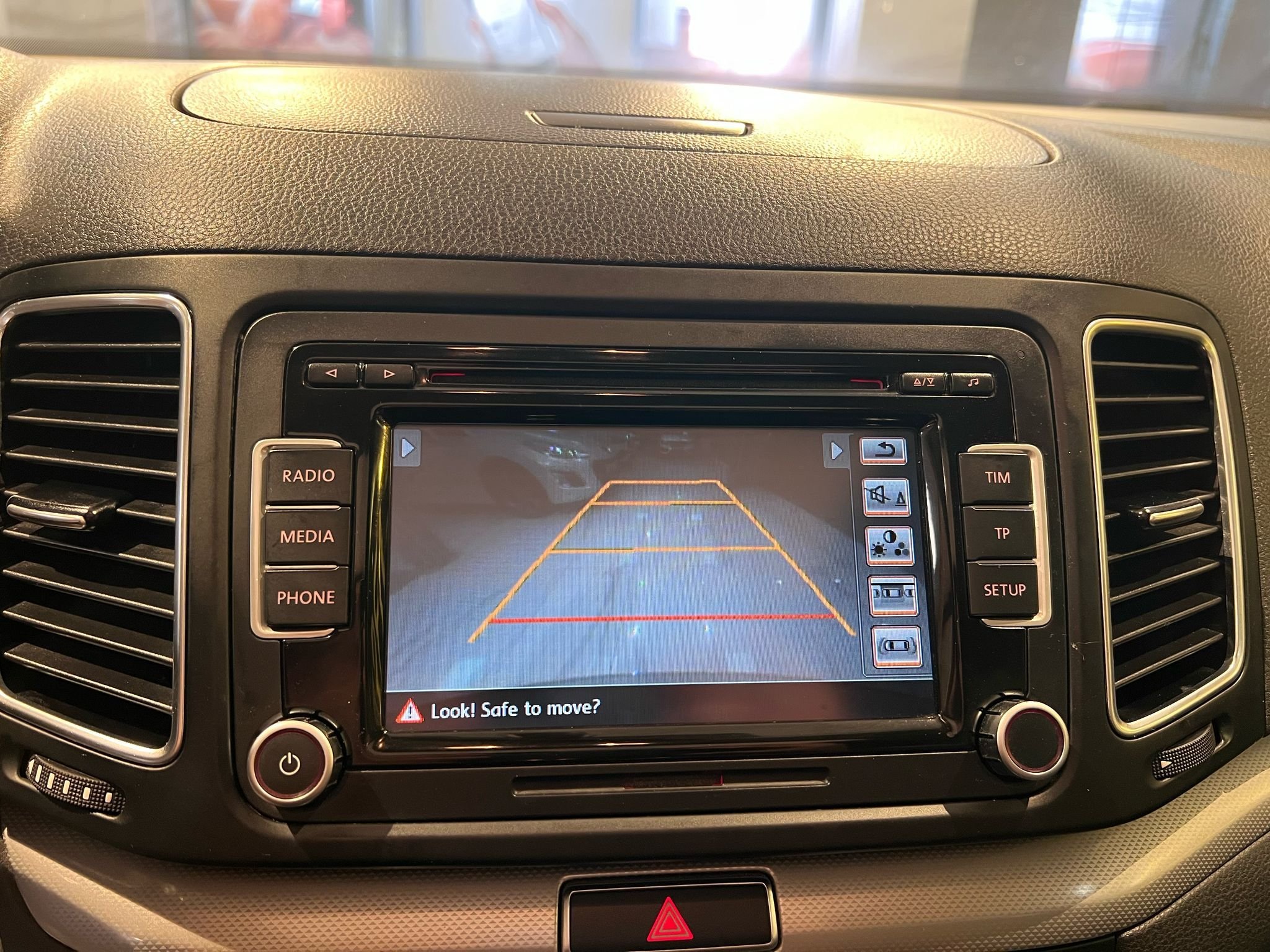 Volkswagen Sharan 7-seater 2.0 TDI DPF BMT DSG Sequential, 140hp, 2015