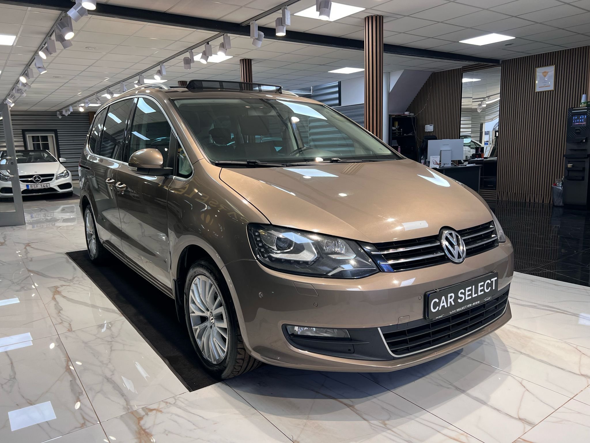 Volkswagen Sharan 7-seater 2.0 TDI DPF BMT DSG Sequential, 140hp, 2015