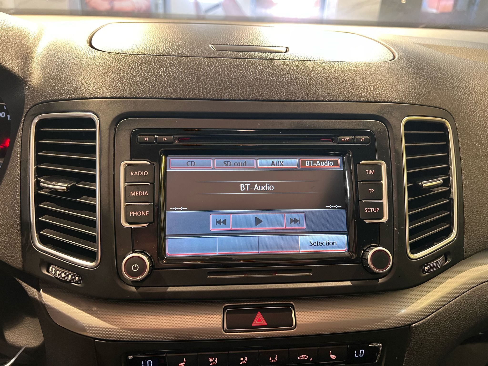 Volkswagen Sharan 7-seater 2.0 TDI DPF BMT DSG Sequential, 140hp, 2015