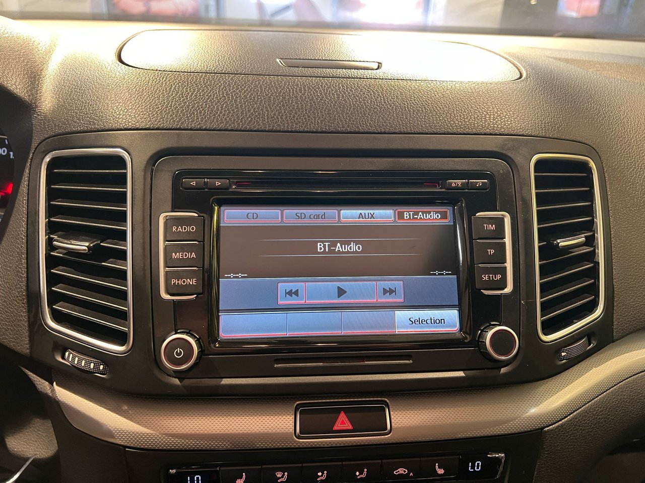 Volkswagen Sharan 7-seater 2.0 TDI DPF BMT DSG Sequential, 140hp, 2015