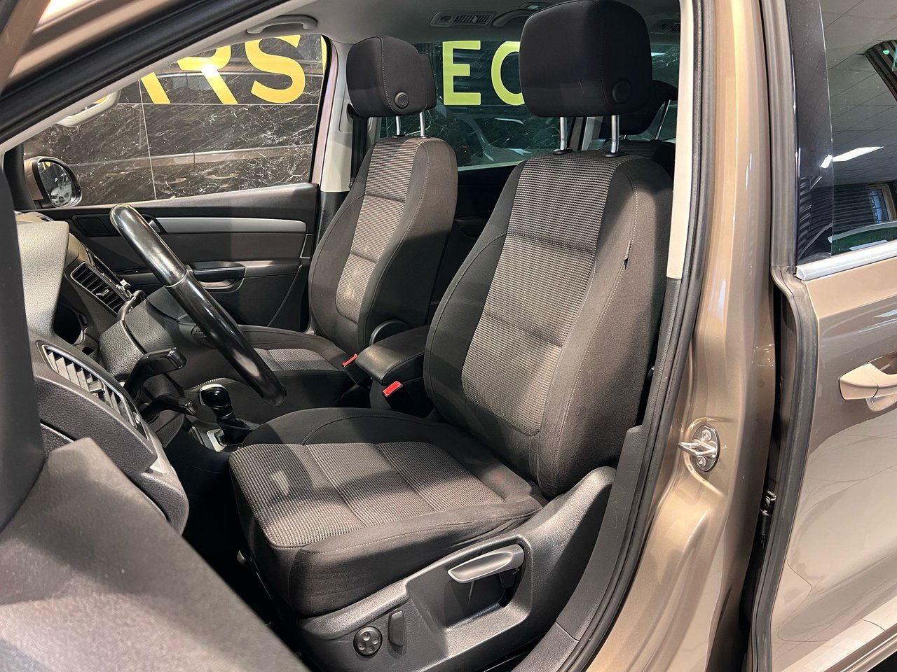 Volkswagen Sharan 7-seater 2.0 TDI DPF BMT DSG Sequential, 140hp, 2015