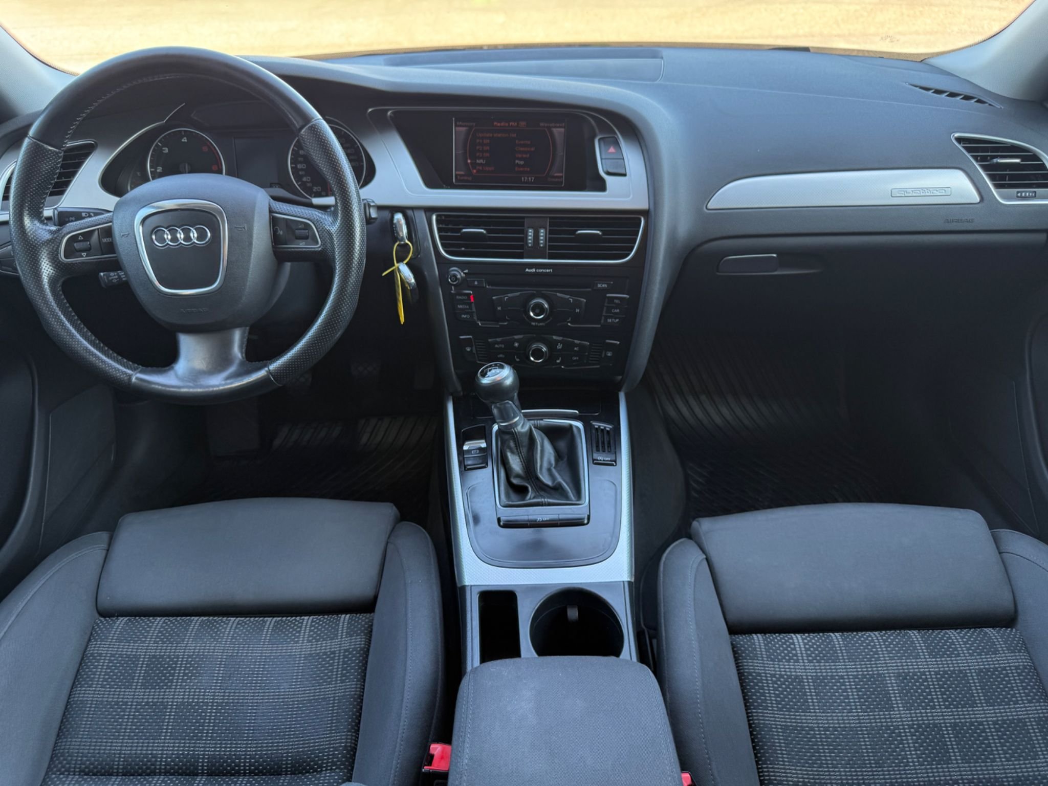 Audi A4 Avant 2.0 TDI DPF quattro Manuell, 170hk, 2012