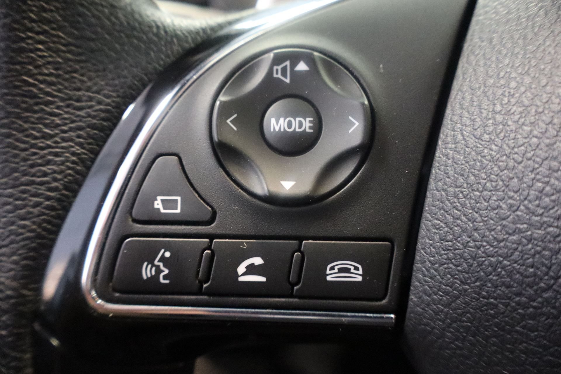 Mitsubishi Eclipse Cross PHEV 2.4 MIVEC S-AWC, 188hp, 2023