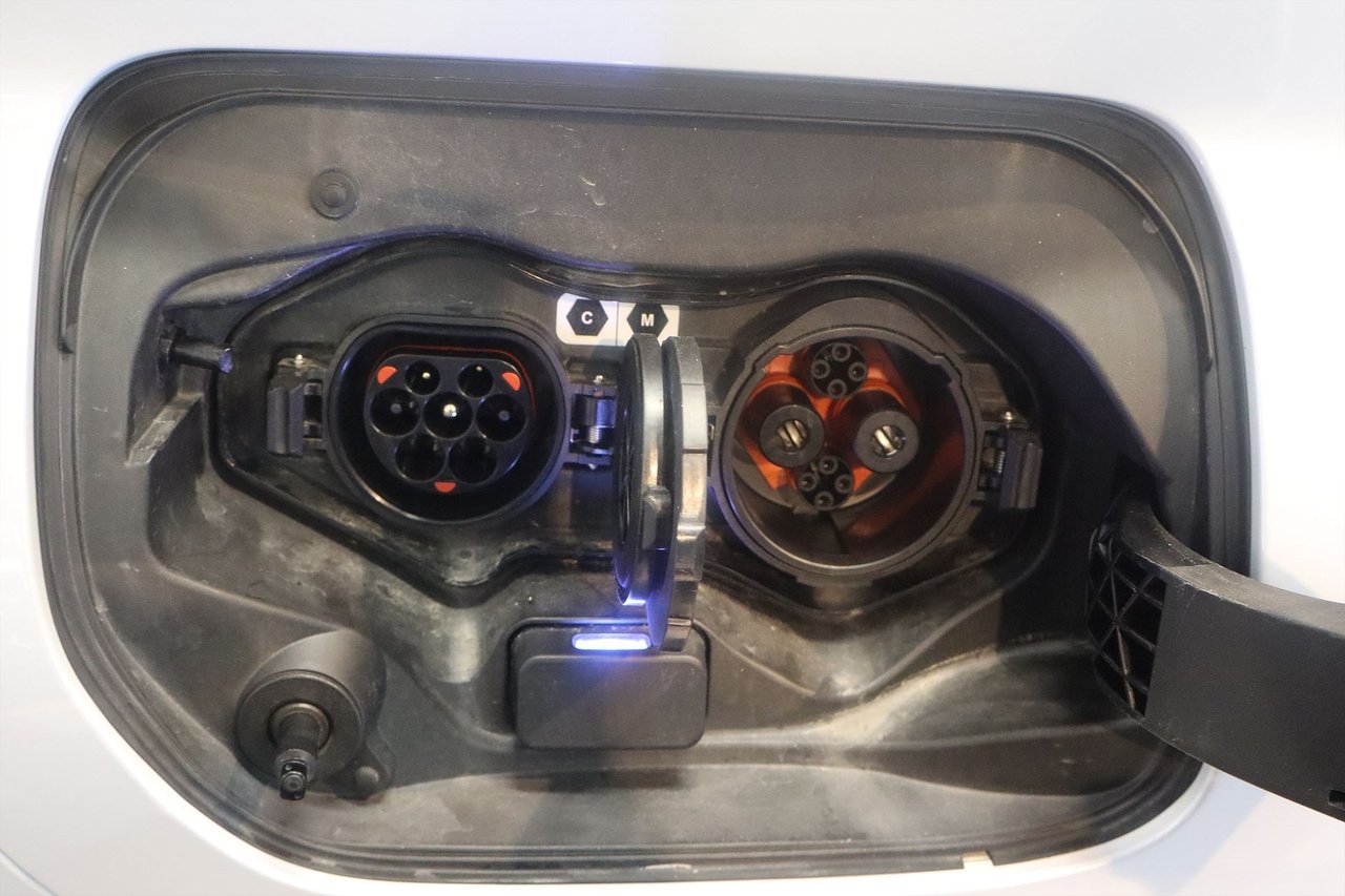 Mitsubishi Eclipse Cross PHEV 2.4 MIVEC S-AWC, 188hp, 2023