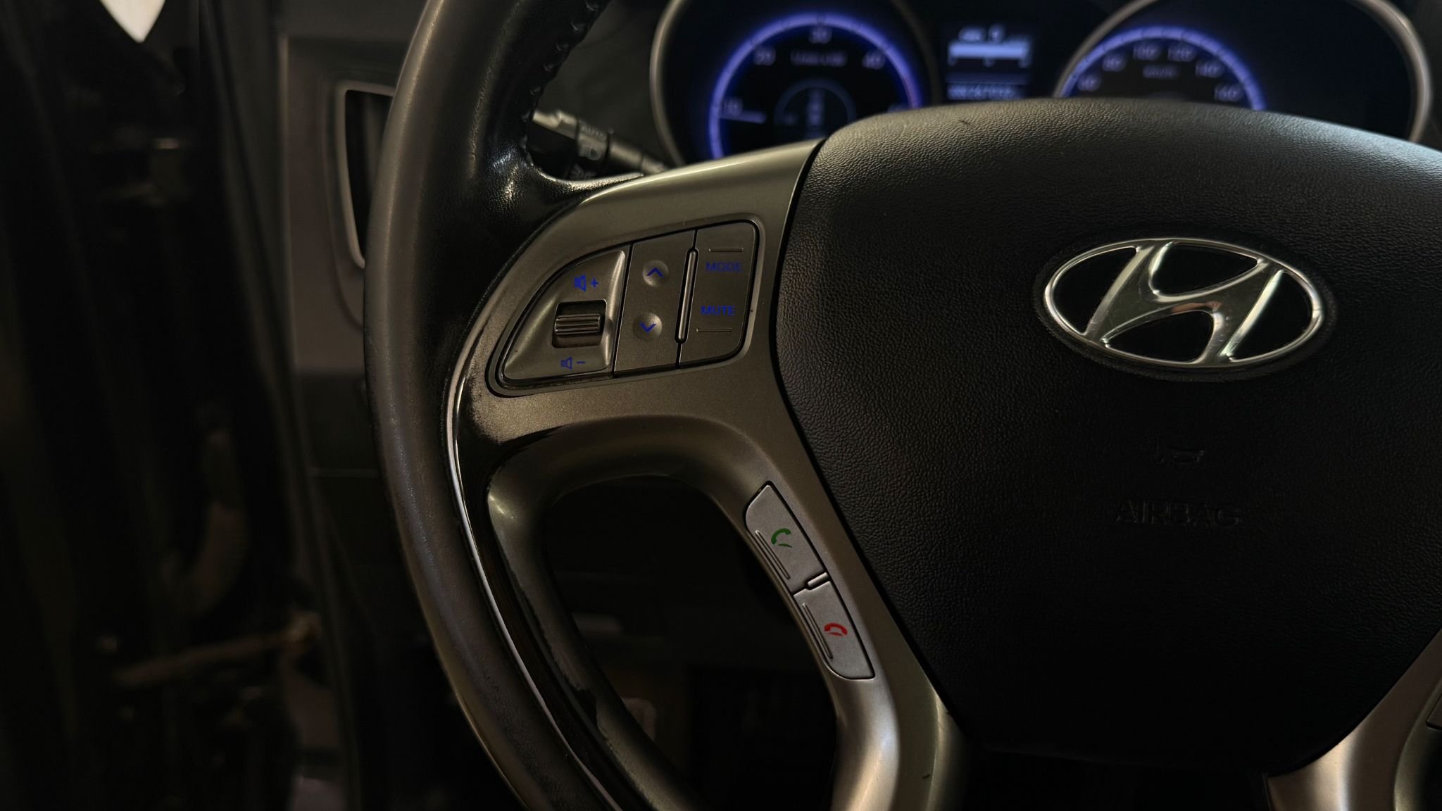 Hyundai ix35 2.0 CRDi 4WD Automatisk, 6-trinn, 184hk, 2011