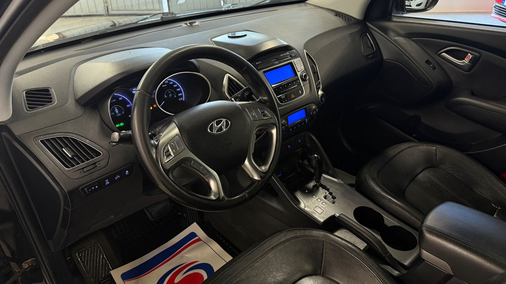 Hyundai ix35 2.0 CRDi 4WD Automatisk, 6-trinn, 184hk, 2011