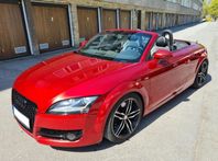 Audi TT Roadster / Quattro / 3.2 V6 / DSG / S Line
