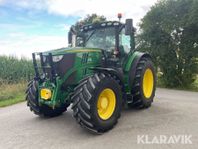 Traktor John Deere 6215R med lastare