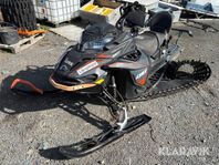 Snöskoter Lynx Commander 900 ACE