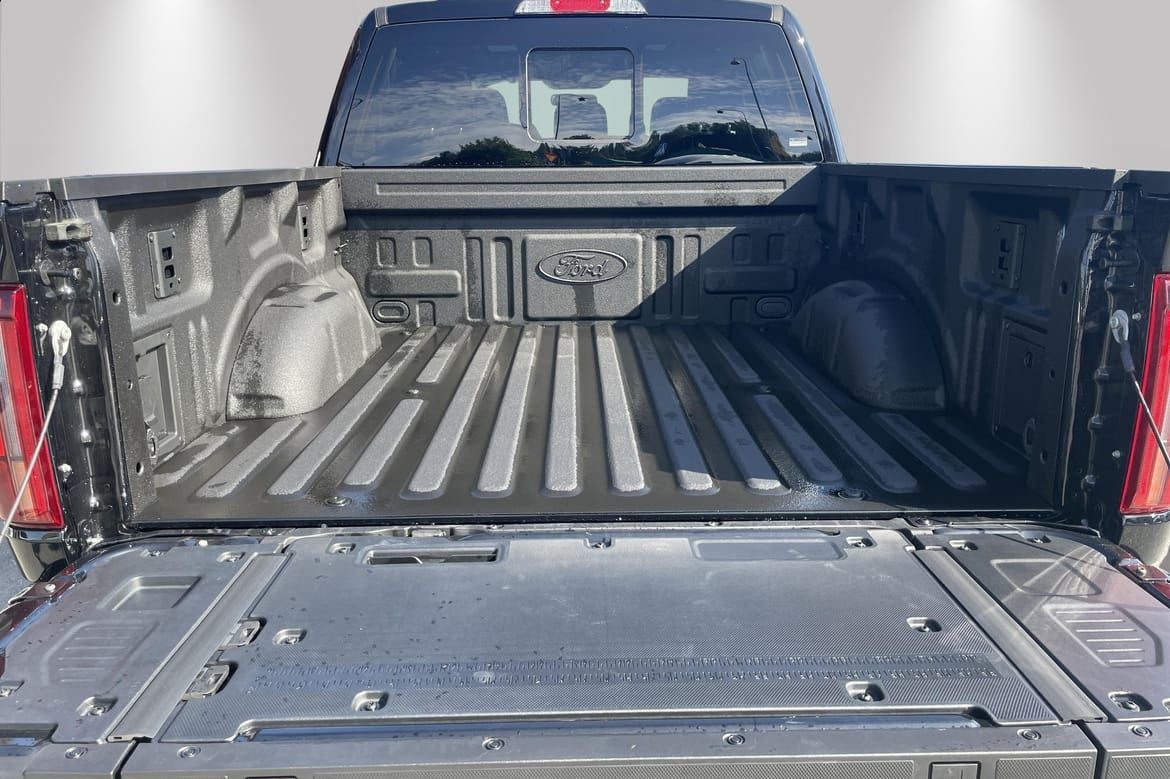 Ford F-150 SuperCrew 5.0 V8 Ti-VCT FFV 4x4 SelectShift, 406hk, 2025