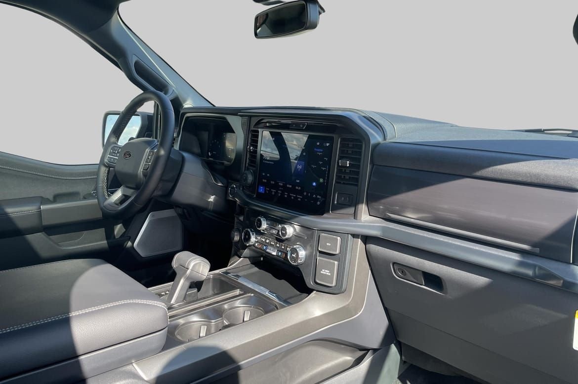 Ford F-150 SuperCrew 5.0 V8 Ti-VCT FFV 4x4 SelectShift, 406hk, 2025