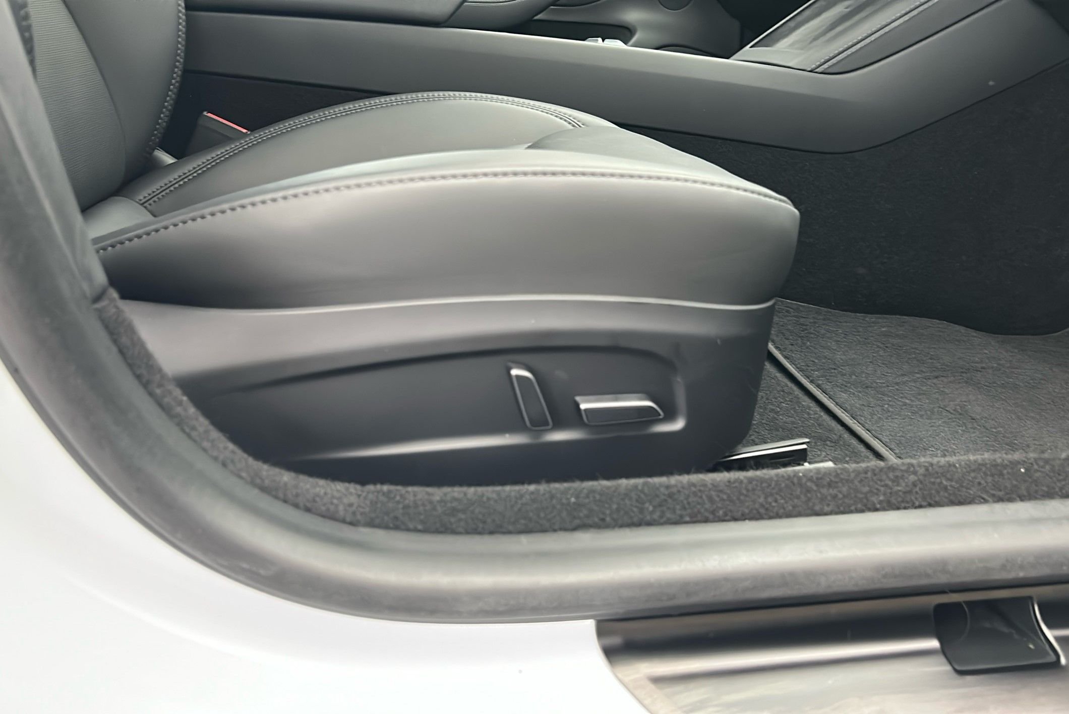 Tesla Model 3 Long Range AWD, 2024