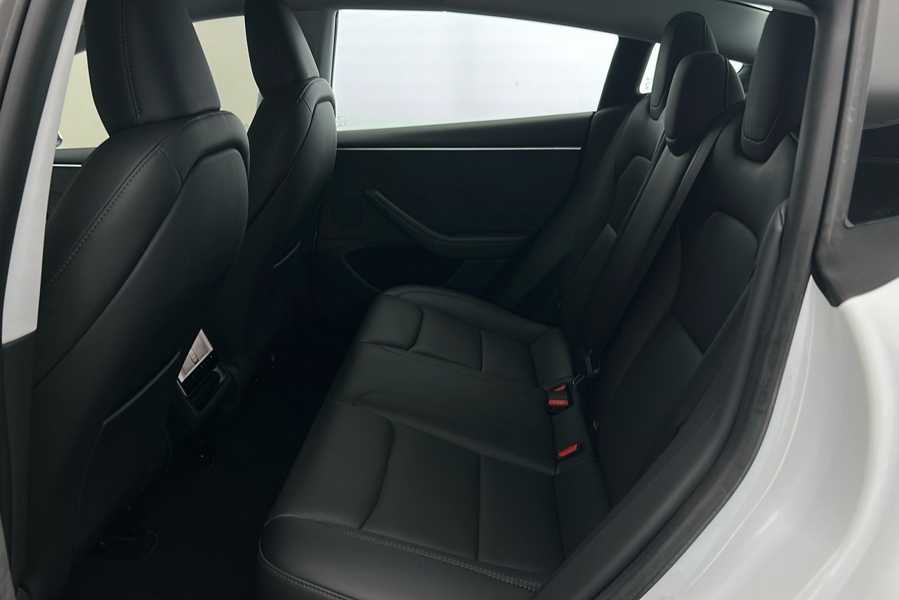 Tesla Model 3 Long Range AWD, 2024