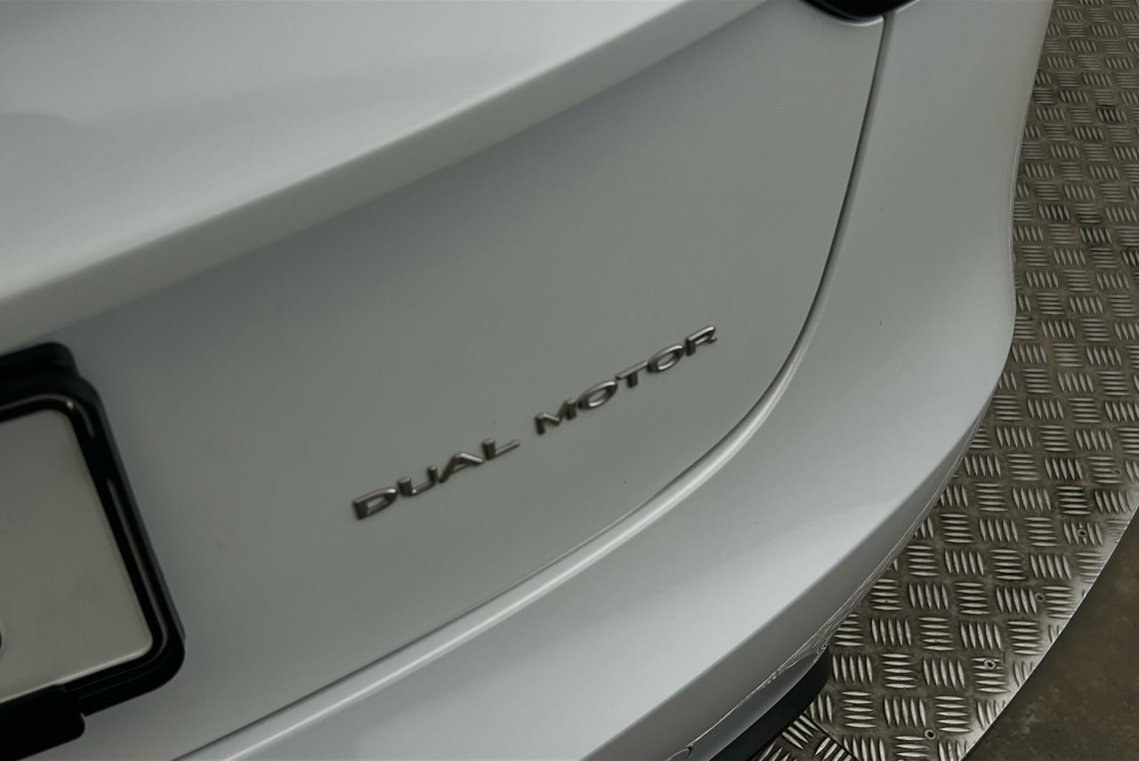 Tesla Model 3 Long Range AWD, 2024