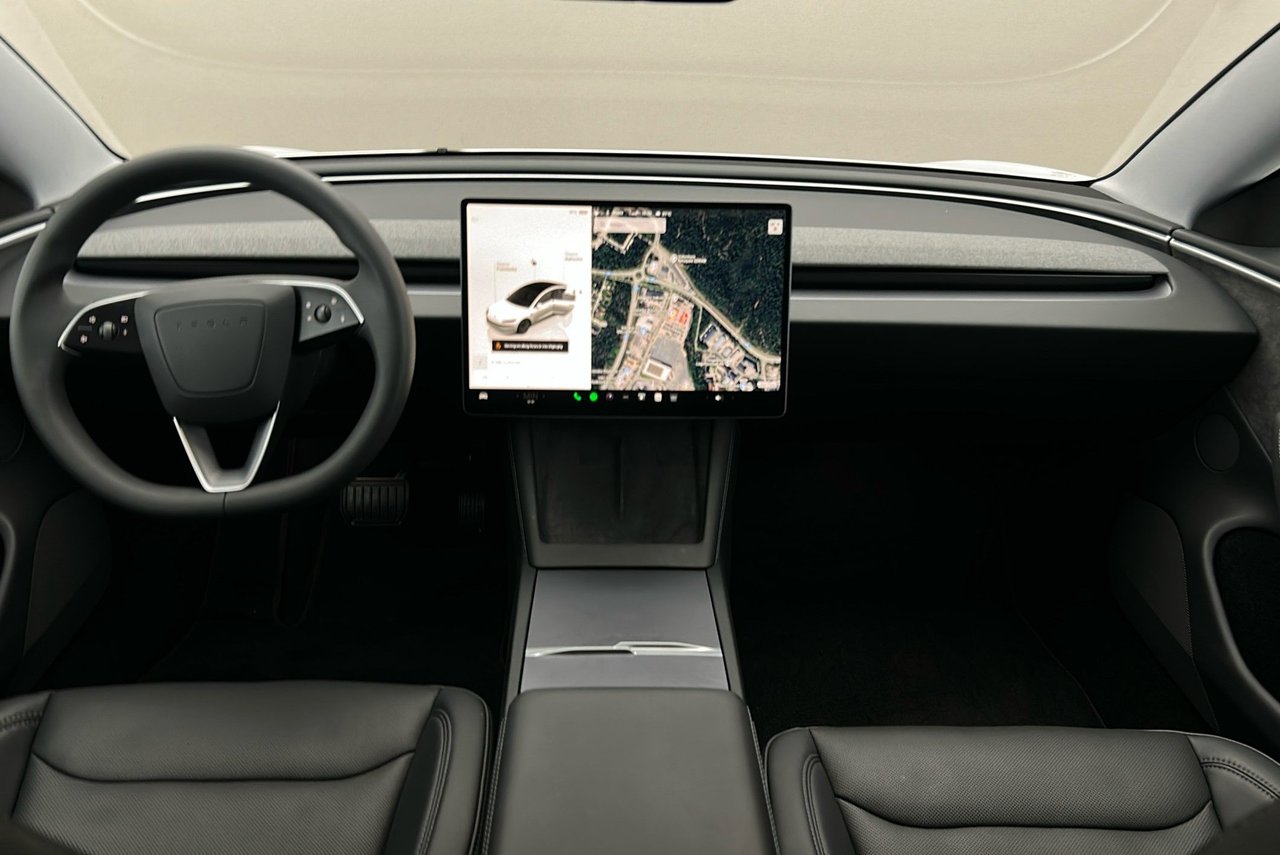 Tesla Model 3 Long Range AWD, 2024