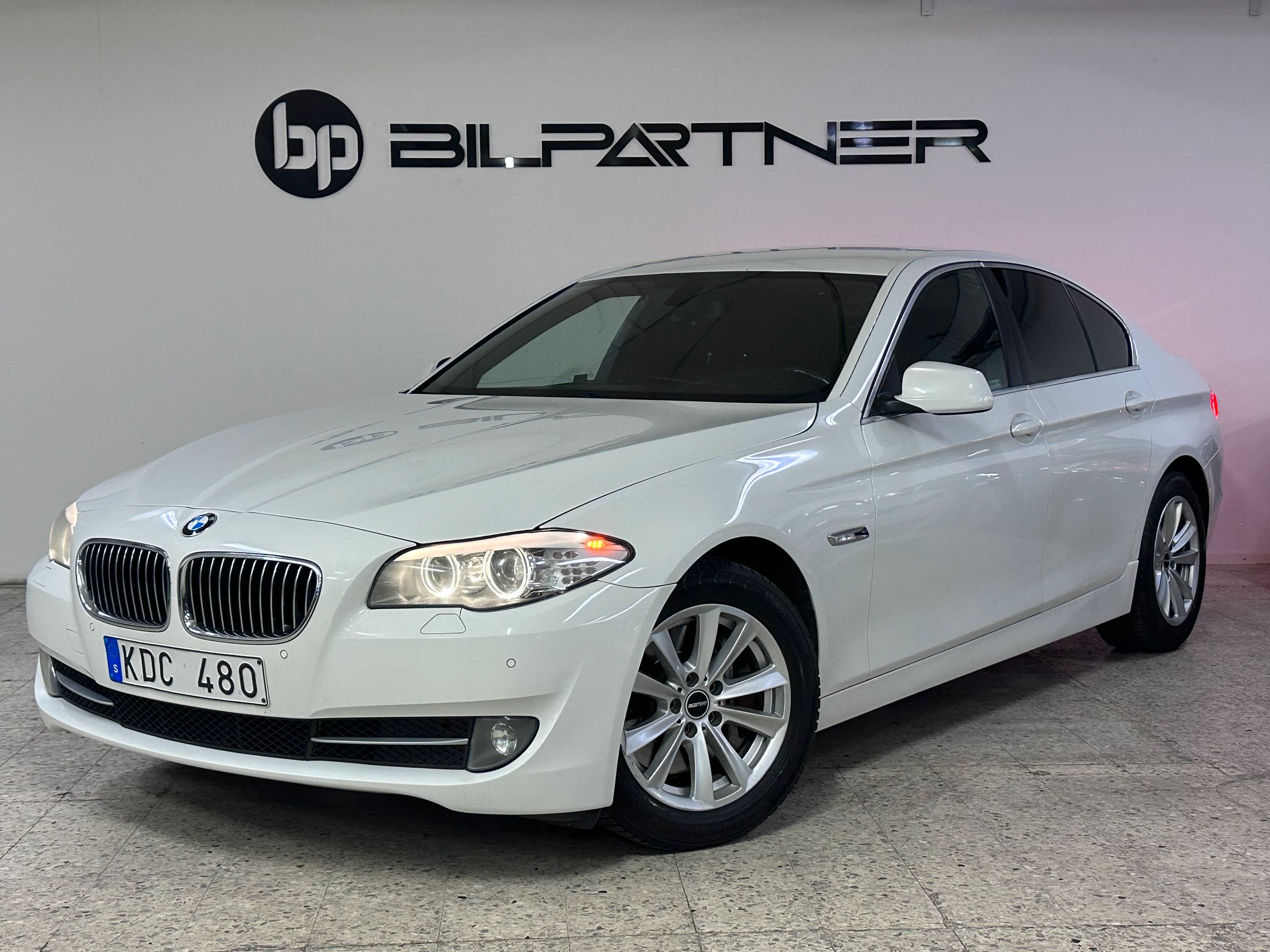 BMW 530d xDrive Sedan Steptronic, 258hp, 2013