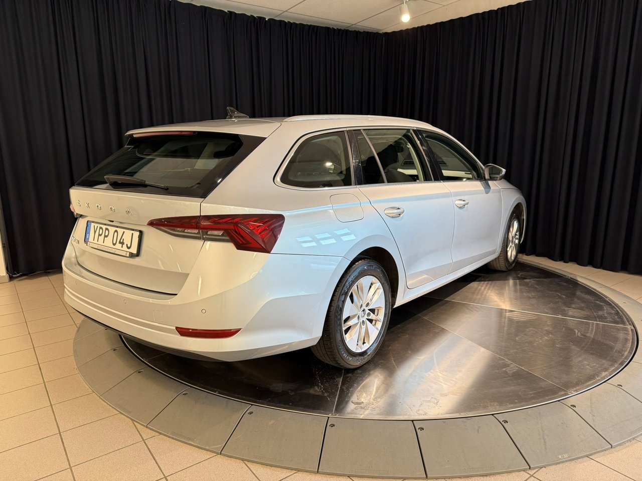 Škoda Octavia Combi 1.0 TSI Manual, 110hp, 2022