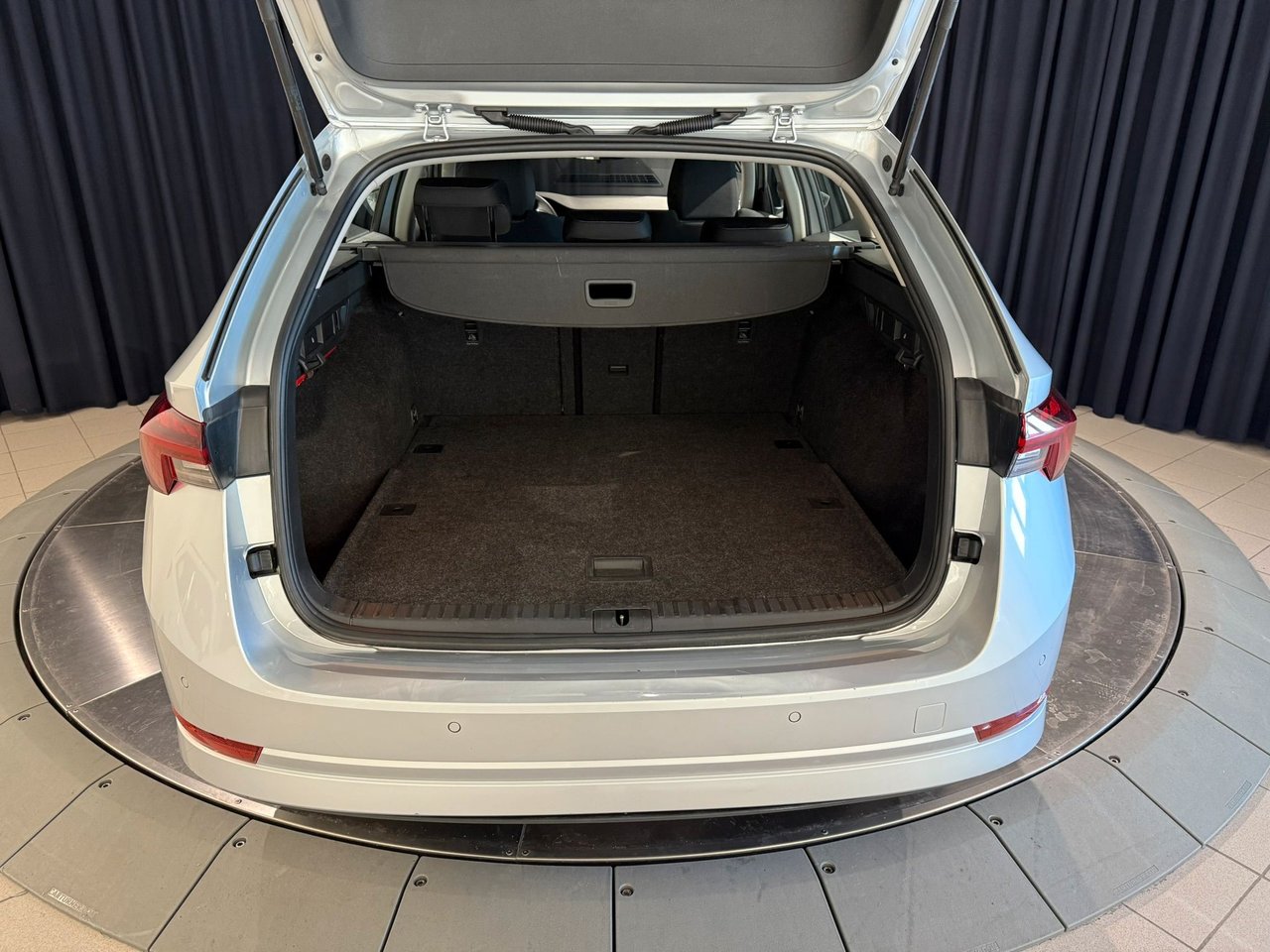 Škoda Octavia Combi 1.0 TSI Manual, 110hp, 2022