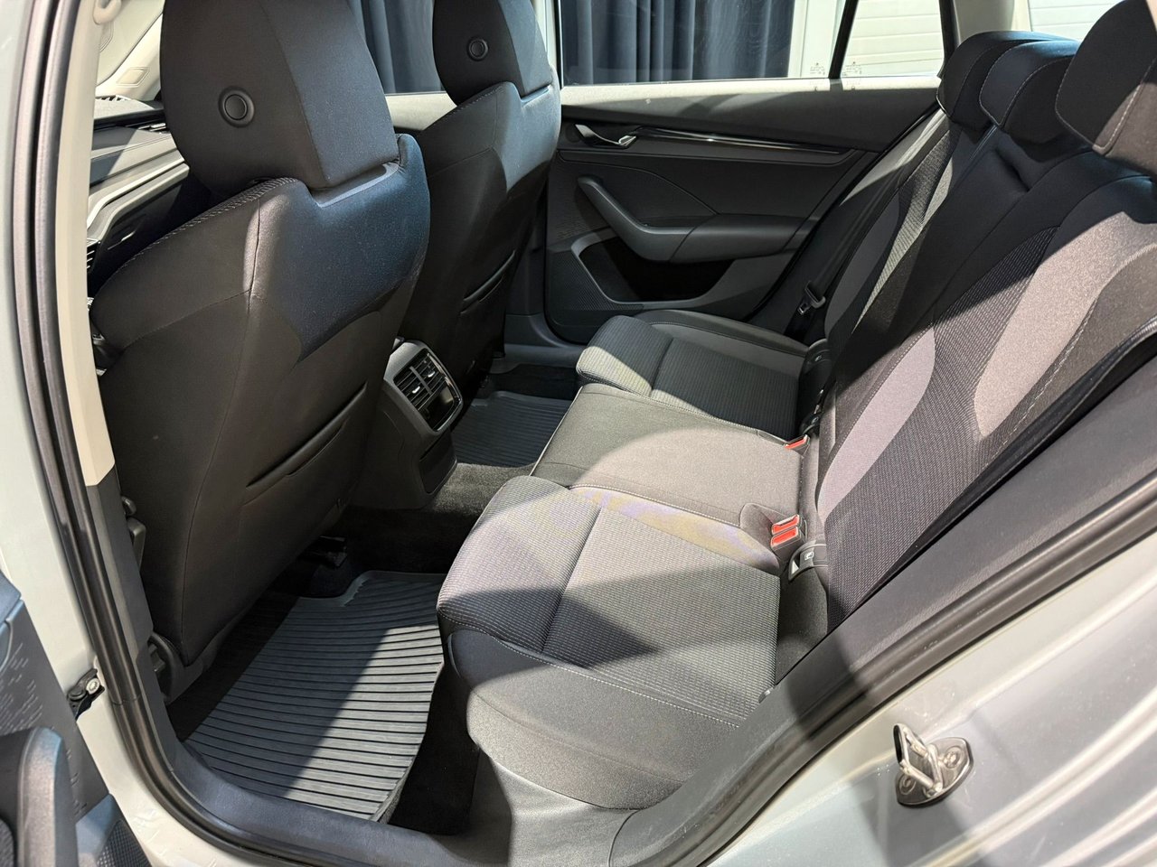 Škoda Octavia Combi 1.0 TSI Manual, 110hp, 2022