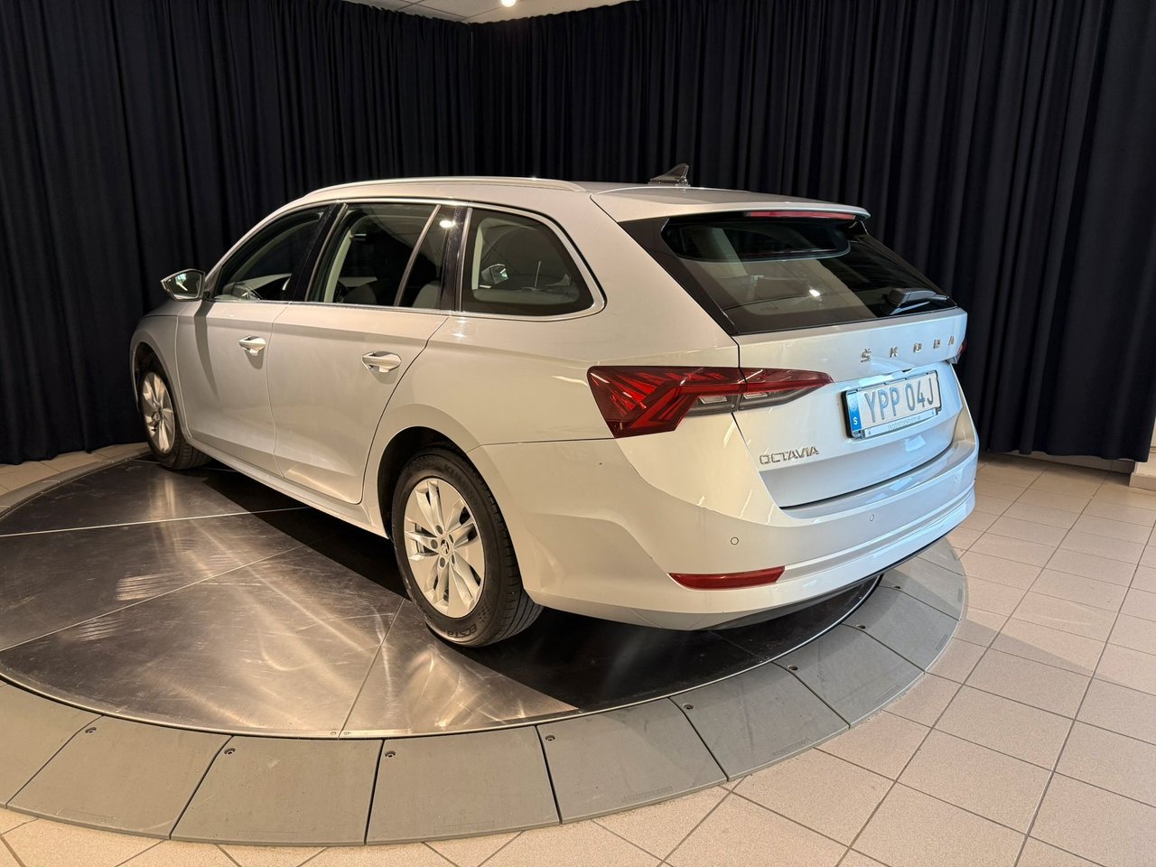 Škoda Octavia Combi 1.0 TSI Manual, 110hp, 2022