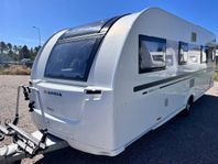 ADRIA ADORA 613 UT. Queenbed/Tält/Markis/Cykelställ . 2017