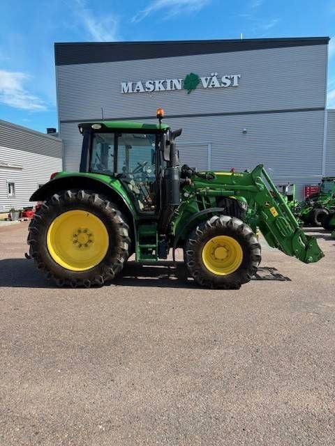 John Deere 6120 M