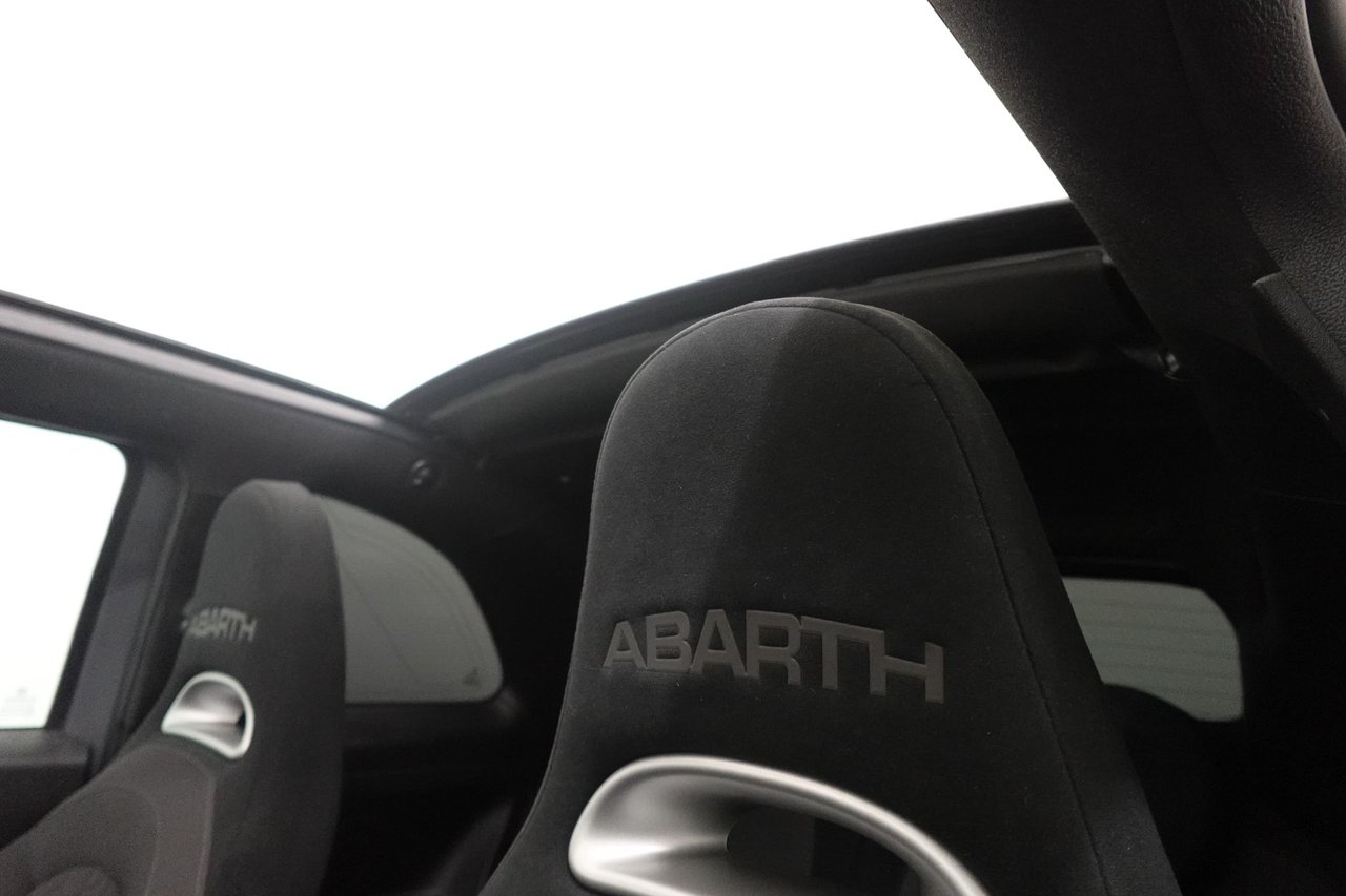Abarth 595C 1.4 T-JET 16V Manual, 145hp, 2020