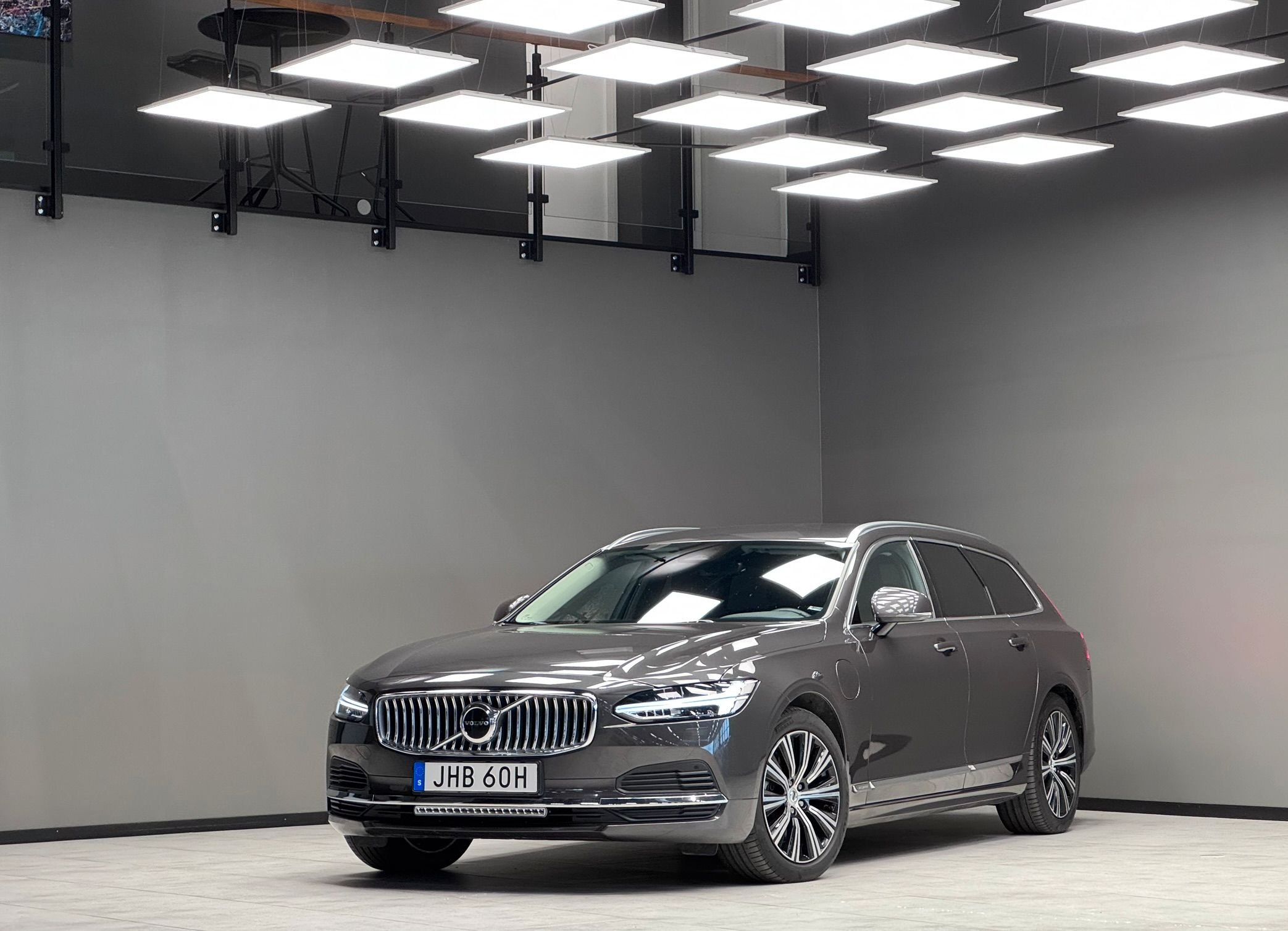 Volvo V90 Recharge T6 AWD Geartronic, 399hp, 2022