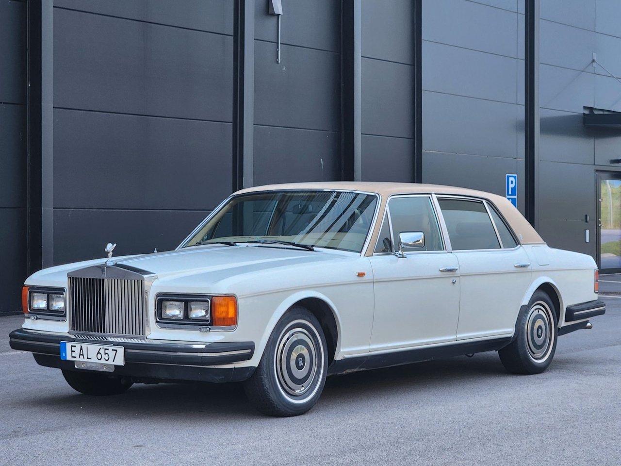 Rolls-Royce Silver Spur 6.75 ...