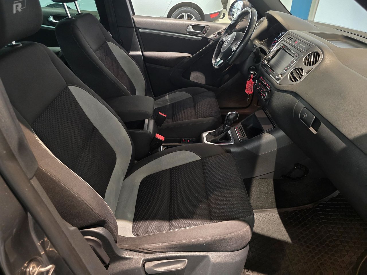 Volkswagen Tiguan 2.0 TDI DPF BMT 4Motion DSG Sekventiell, 177hk, 2014