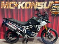 Triumph TIGER 900 RALLY PRO *SIDOVÄSKOR INGÅR*