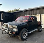 Nissan Navara King Cab 2.5 4WD A-traktor / EPA rätt stuk