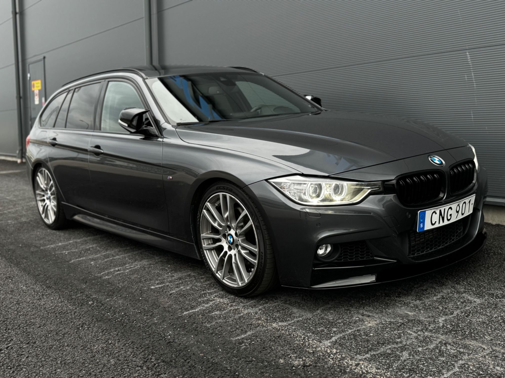 BMW 335d xDrive Touring Steptronic, 313hp, 2014