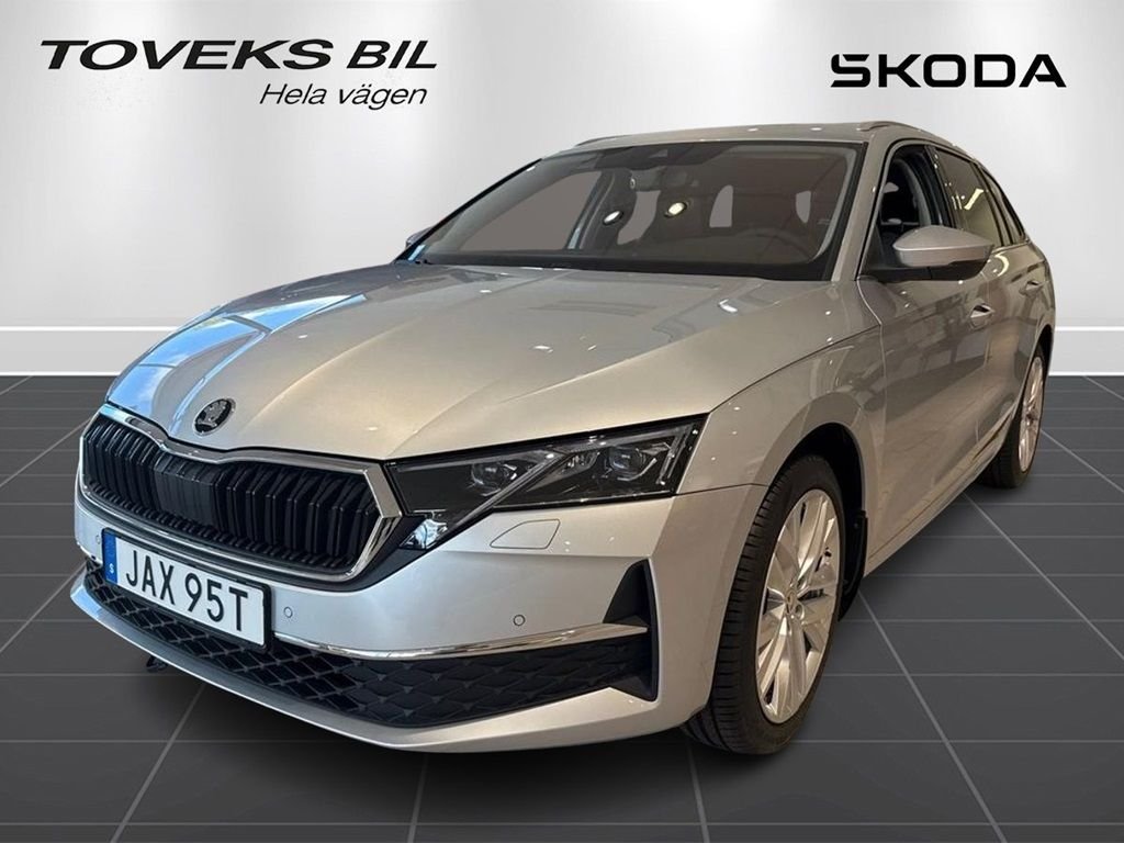 Škoda Octavia Kombi 1.5 TSI mHEV DSG Sekventiell, 150hk, 2025