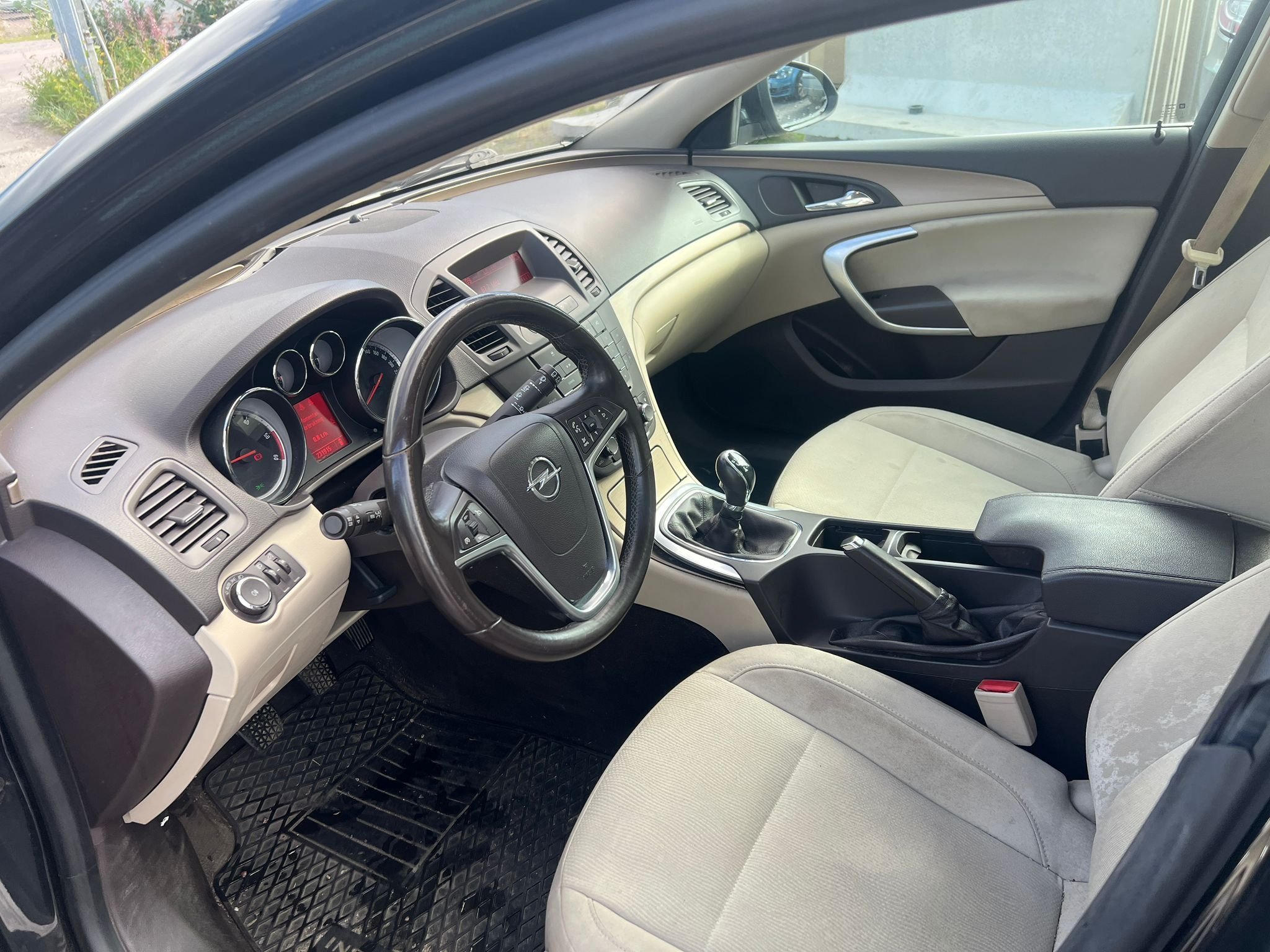 Opel Insignia Sports Tourer 2.0 CDTI ecoFLEX Manuell, 130hk, 2011