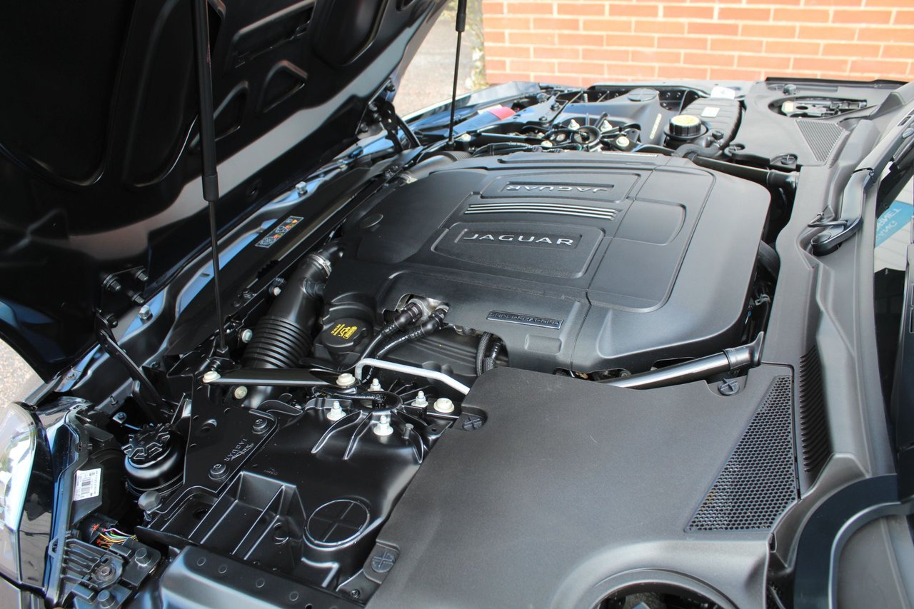 Jaguar F-Type S Convertible Quickshift, 381hk, 2014